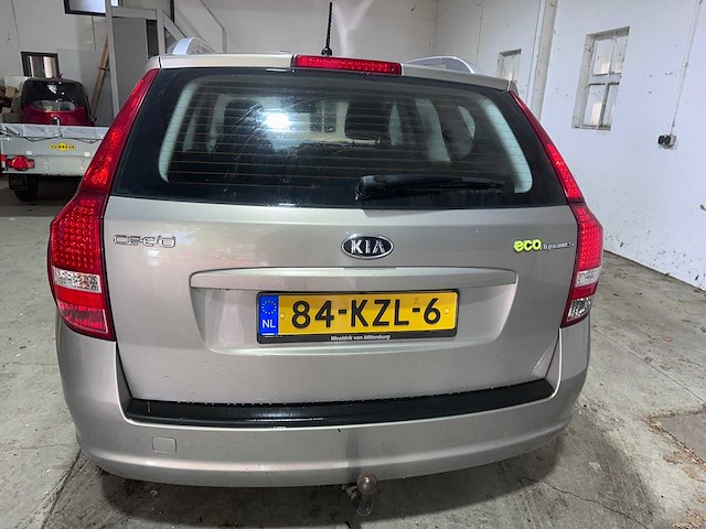 Kia - cee'd sporty wagon - 1.4 cvvt x-ecutive - 84-kzl-6- 2010 - afbeelding 12 van  18