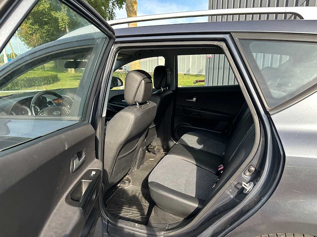 Kia - cee'd sporty wagon - 1.6 business ed. - car - 2007 - afbeelding 9 van  61