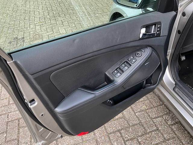Kia - optima - 2.0 cvvt hyb.superp. - personenauto - 2014 - afbeelding 29 van  29