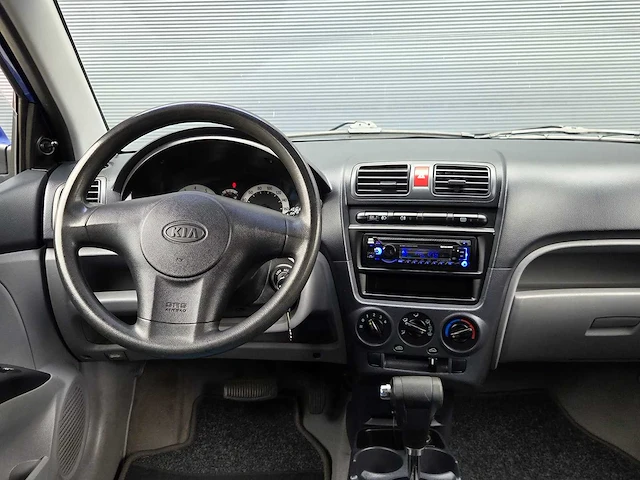 Kia - picanto - 1.1 lxe - automaat - 2005 - 17-rt-tj - personenauto - afbeelding 3 van  23
