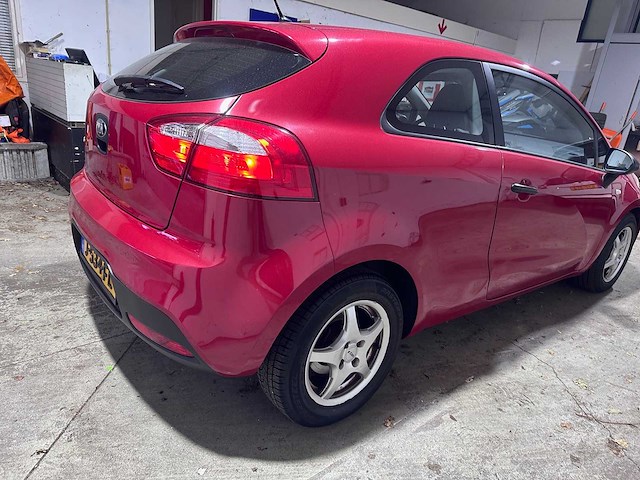 Kia - rio - 1.2 cvvt super pack - j-534-fl - afbeelding 12 van  17