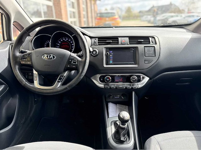 Kia - rio - 1.2 cvvt super pack - personenauto- 2013 - afbeelding 6 van  24