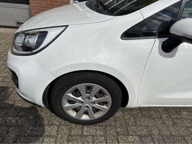 Kia - rio - 1.2 cvvt super pack - personenauto- 2013 - afbeelding 11 van  24