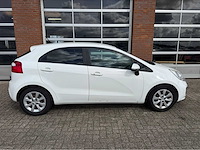 Kia - rio - 1.2 cvvt super pack - personenauto- 2013 - afbeelding 20 van  24