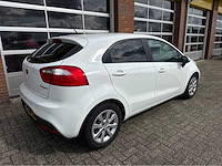 Kia - rio - 1.2 cvvt super pack - personenauto- 2013 - afbeelding 21 van  24