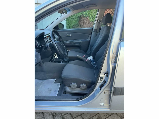 Kia - rio - 1.6 cvvt x-ecutive - 29-sh-xr - afbeelding 9 van  22