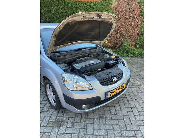 Kia - rio - 1.6 cvvt x-ecutive - 29-sh-xr - afbeelding 13 van  22