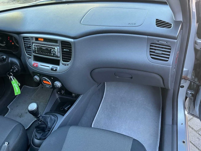 Kia - rio - 1.6 cvvt x-ecutive - 29-sh-xr - afbeelding 21 van  22