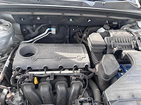 Kia - sorento - 2.4 x-clusive - 35-klx-8- 2010 - afbeelding 9 van  18