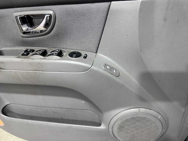 Kia - sorento - 3.5 v6 automaat adventure - 71-rk-gd- 2005 - afbeelding 2 van  18