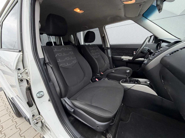 Kia - soul - 1.6 rhythm - personenauto - 2013 - afbeelding 11 van  29