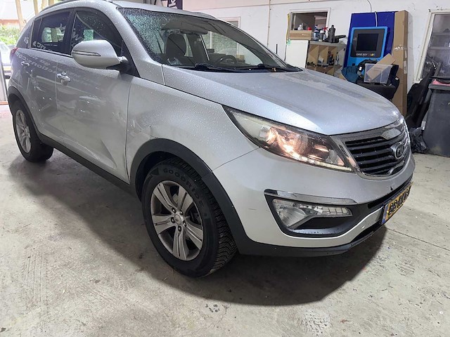 Kia - sportage - 1.6 gdi x-ecutive + - 88-rkg-3- 2011 - afbeelding 16 van  20
