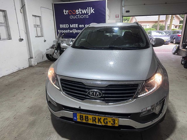 Kia - sportage - 1.6 gdi x-ecutive + - 88-rkg-3- 2011 - afbeelding 17 van  20