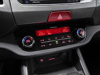 Kia - sportage - 2.0 x-clusive - personenauto - 2010 - afbeelding 4 van  27