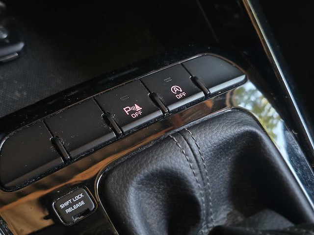 Kia - stonic - 1.0 t-gdi dynpl.line - automaat - 2019 - personenauto - afbeelding 24 van  32