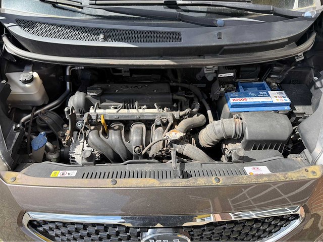 Kia - venga - 1.4 cvvt plus pack - personenauto - 2013 - afbeelding 5 van  15