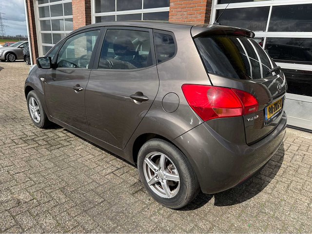 Kia - venga - 1.4 cvvt plus pack - personenauto - 2013 - afbeelding 11 van  15