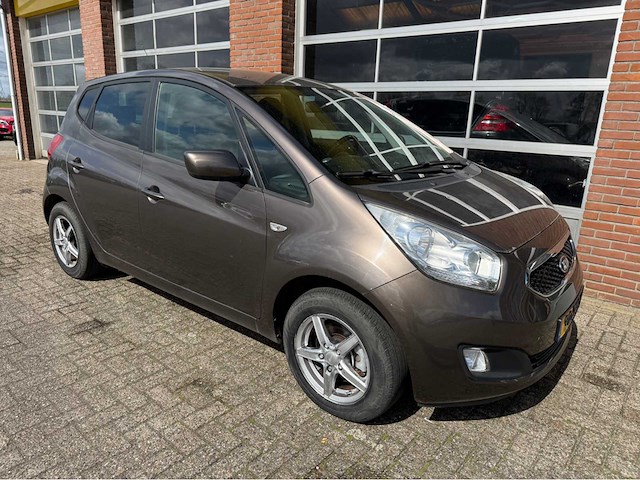 Kia - venga - 1.4 cvvt plus pack - personenauto - 2013 - afbeelding 12 van  15