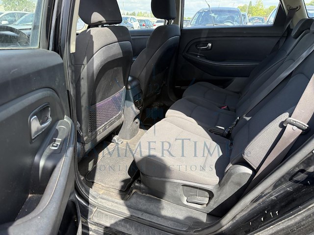 Kia carens 1.7 crdi world edition isg, 2015 - afbeelding 14 van  40