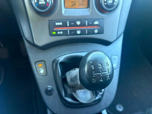 Kia carens 2.0 cvvt xclusive, 19-xr-tp - afbeelding 13 van  26