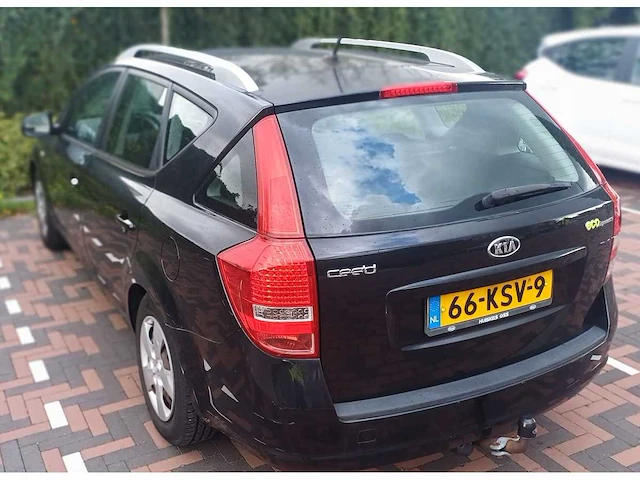Kia cee'd 1.4 cvvt x-tra *, 66-ksv-9 - afbeelding 2 van  16