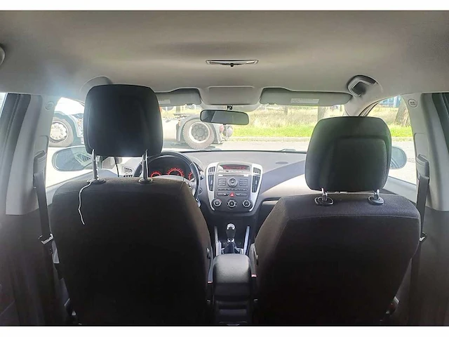Kia cee'd 1.4 cvvt x-tra *, 66-ksv-9 - afbeelding 8 van  16