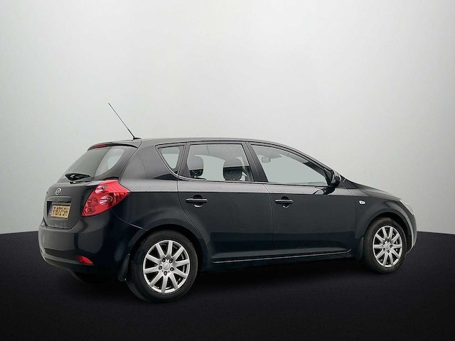 Kia cee'd 1.6 cvvt x-tra 2010 - afbeelding 15 van  15