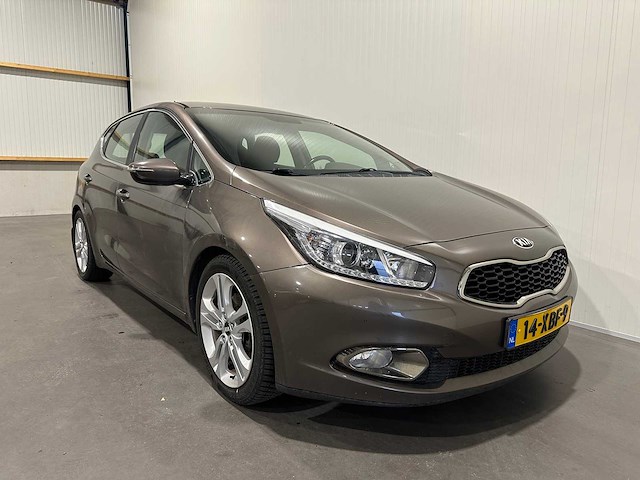 Kia cee'd 1.6 gdi plus pack 14-xbf-9 - afbeelding 18 van  20
