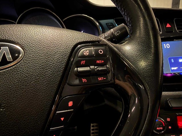 Kia cee'd 1.6 gdi plus pack 2012 | g-101-vs iaw - afbeelding 23 van  27