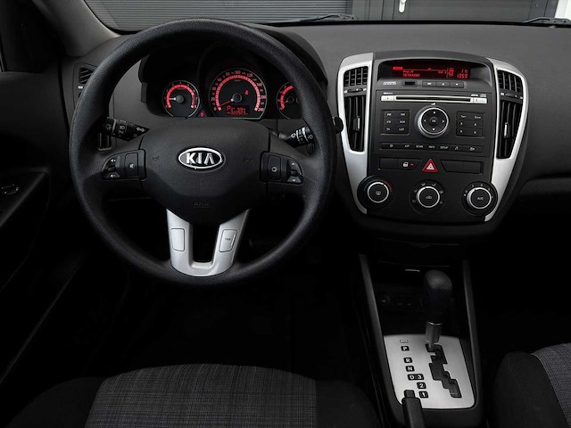 Kia cee'd 1.6 x-executive 2010 | 15-lkl-1 iaw - afbeelding 7 van  59