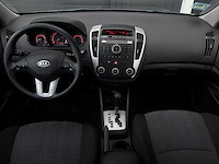 Kia cee'd 1.6 x-executive 2010 | 15-lkl-1 iaw - afbeelding 20 van  59