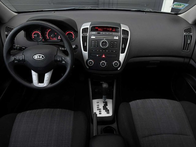 Kia cee'd 1.6 x-executive 2010 | 15-lkl-1 iaw - afbeelding 59 van  59
