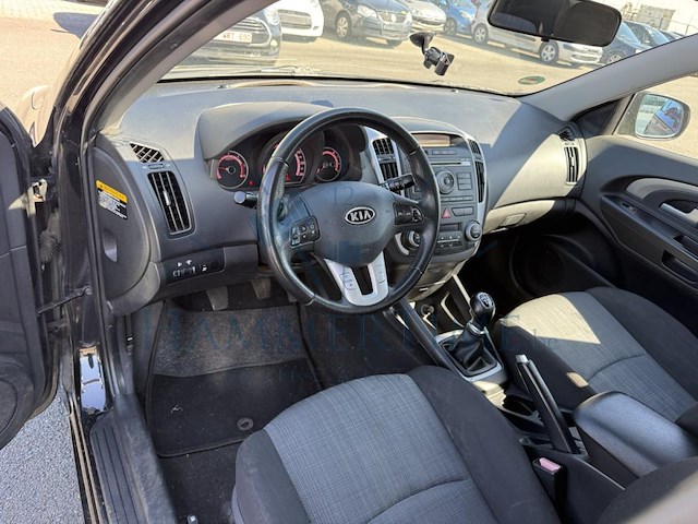 Kia cee'd cee'd 1.4 crdi access 90, 2012 - afbeelding 2 van  32