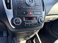 Kia cee'd cee'd 1.4 crdi access 90, 2012 - afbeelding 7 van  32