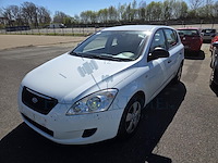 Kia cee'd cee'd 1.6 turbo crdi vgt ex 90, 2008