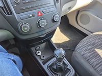 Kia cee'd cee'd 1.6 turbo crdi vgt ex 90, 2008 - afbeelding 17 van  45