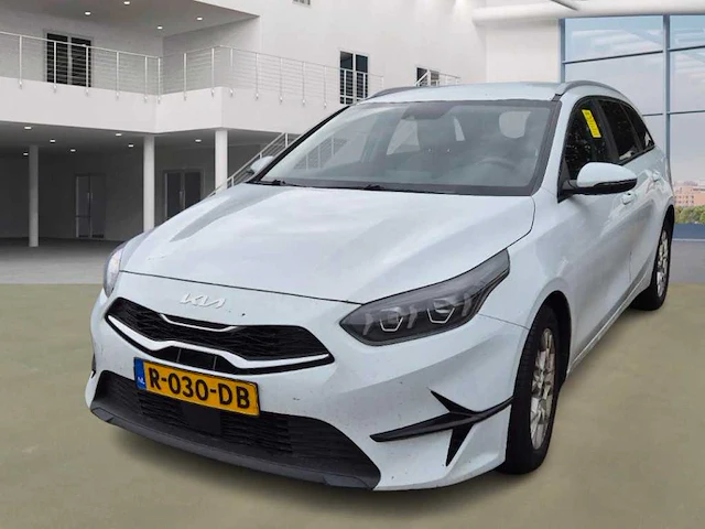 Kia ceed sportswagon 1.0 t-gdi dynplusl. *, r-030-db - afbeelding 1 van  6