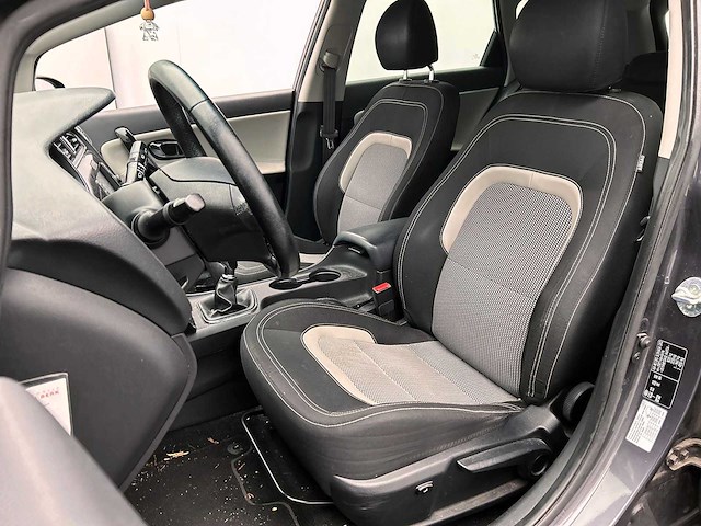 Kia cee'd sportswagon 1.6 gdi dynamicline 2015 | gs-980-z - afbeelding 27 van  43