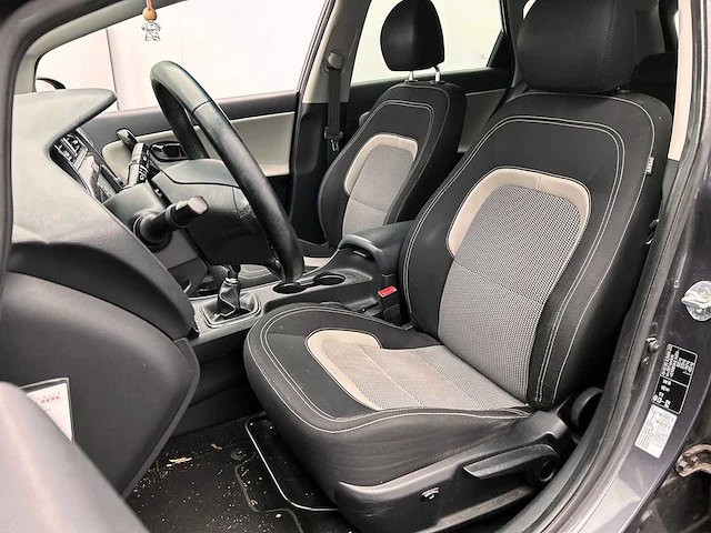 Kia cee'd sportswagon 1.6 gdi dynamicline 2015 | gs-980-z - afbeelding 21 van  43