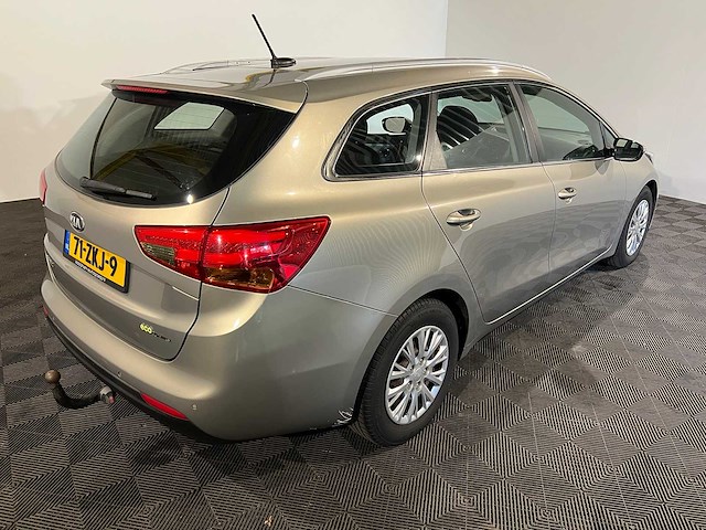 Kia cee'd sportswagon 1.6 gdi plus pack, 71-zkj-9 - afbeelding 17 van  21