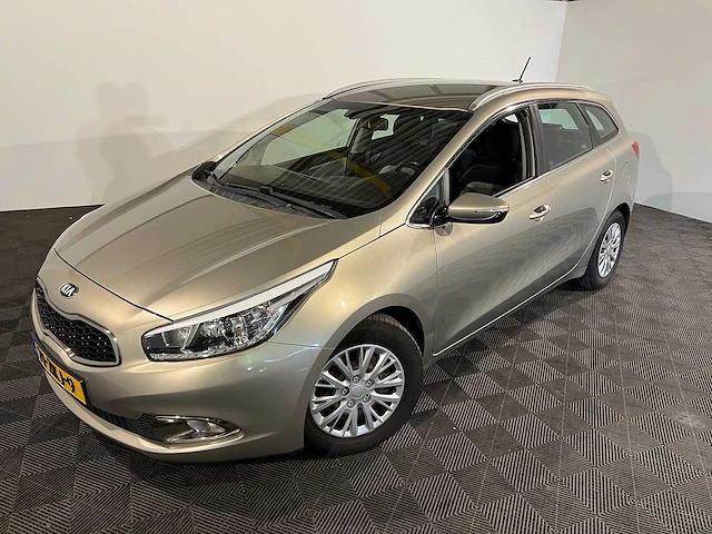 Kia cee'd sportswagon 1.6 gdi plus pack, 71-zkj-9 - afbeelding 1 van  21