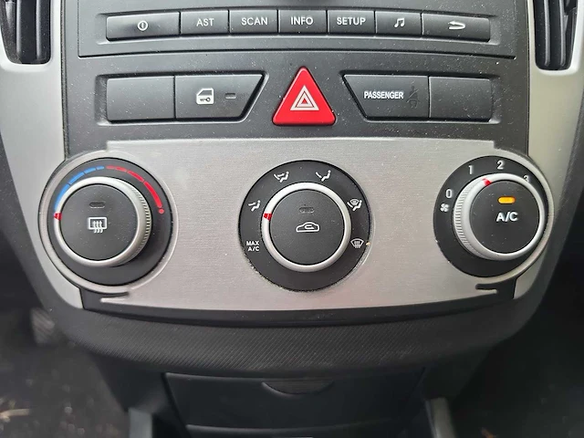 Kia cee'd sporty wagon 1.4 cvvt x-tra 2009 | 99-kgd-8 - afbeelding 5 van  27