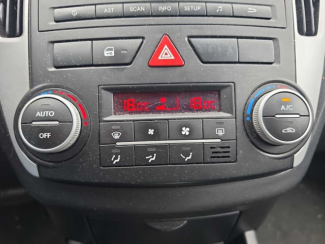 Kia cee'd sporty wagon 1.6 cvvt x-ecutive 2012 | 85-svg-1 - afbeelding 13 van  16