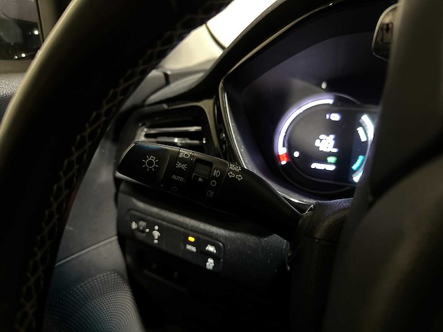 Kia e-niro dynamicline 64 kwh 204pk 2020 (origineel-nl + 1e eigenaar), j-072-tk - afbeelding 15 van  39