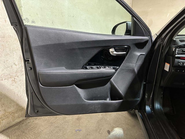 Kia e-niro dynamicline 64 kwh 204pk 2020 (origineel-nl + 1e eigenaar), j-072-tk - afbeelding 22 van  39