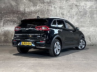 Kia e-niro executiveline 64 kwh 204pk 2019 (origineel-nl + 2e eigenaar), g-935-sh - afbeelding 11 van  49
