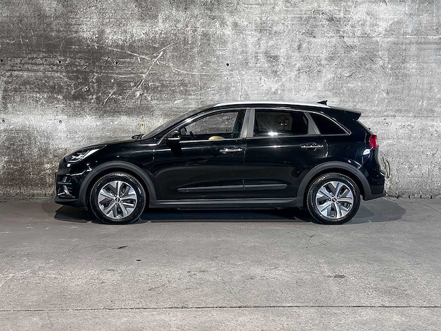 Kia e-niro executiveline 64 kwh 204pk 2019 (origineel-nl + 2e eigenaar), g-935-sh - afbeelding 16 van  49