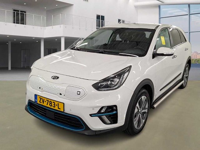 Kia e-niro executiveline 64 kwh automaat, zv-783-l - afbeelding 1 van  12