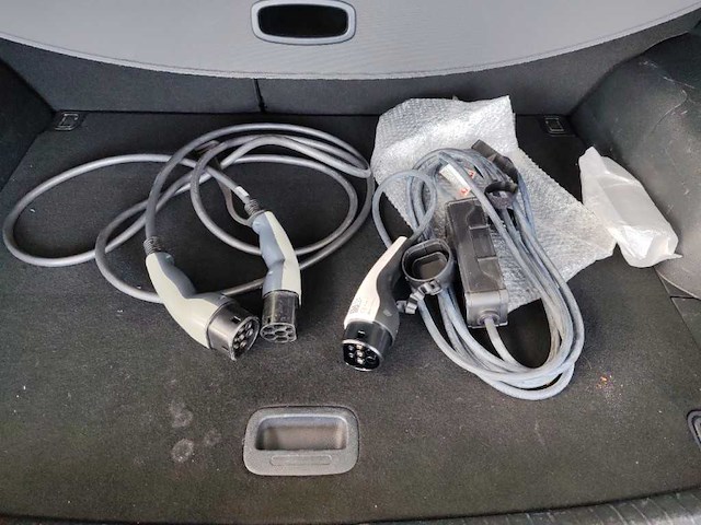 Kia e-niro executiveline 64 kwh, p-598-xt - afbeelding 14 van  23