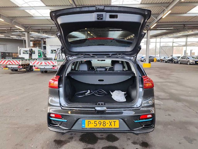 Kia e-niro executiveline 64 kwh, p-598-xt - afbeelding 22 van  23
